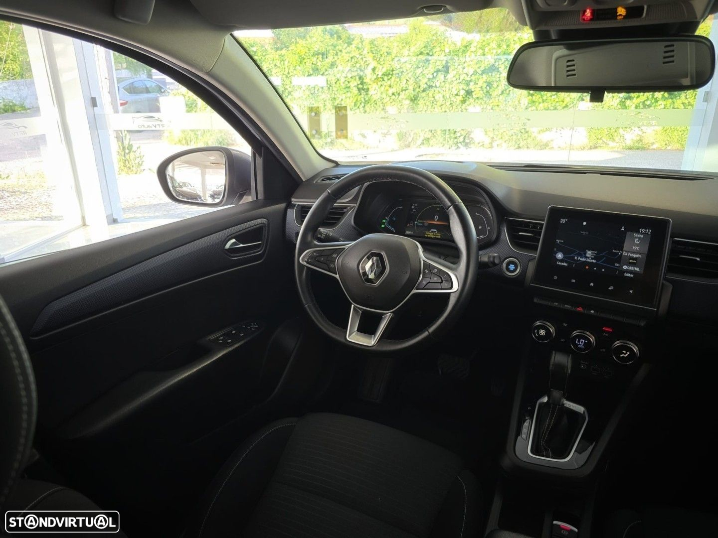 Renault Arkana 1.6 E-Tech Full Hybrid Techno - 28