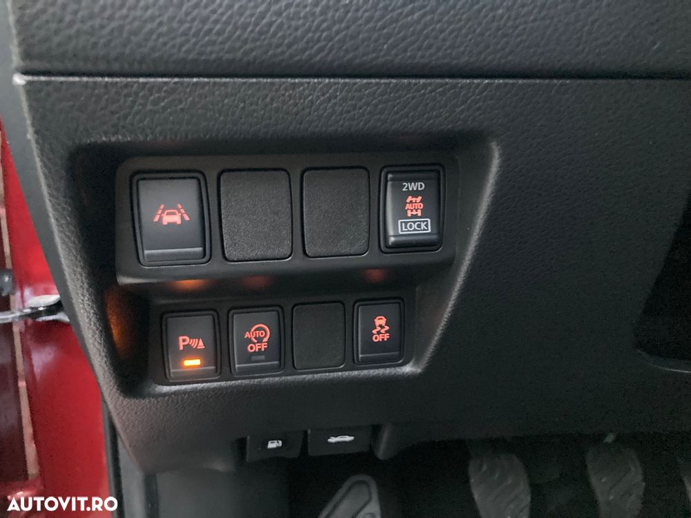 Nissan Qashqai 1.6 DCI ALL-MODE 4x4i TEKNA+ - 30