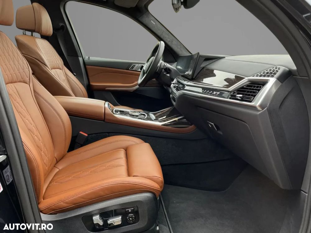 BMW X7 xDrive40i - 13