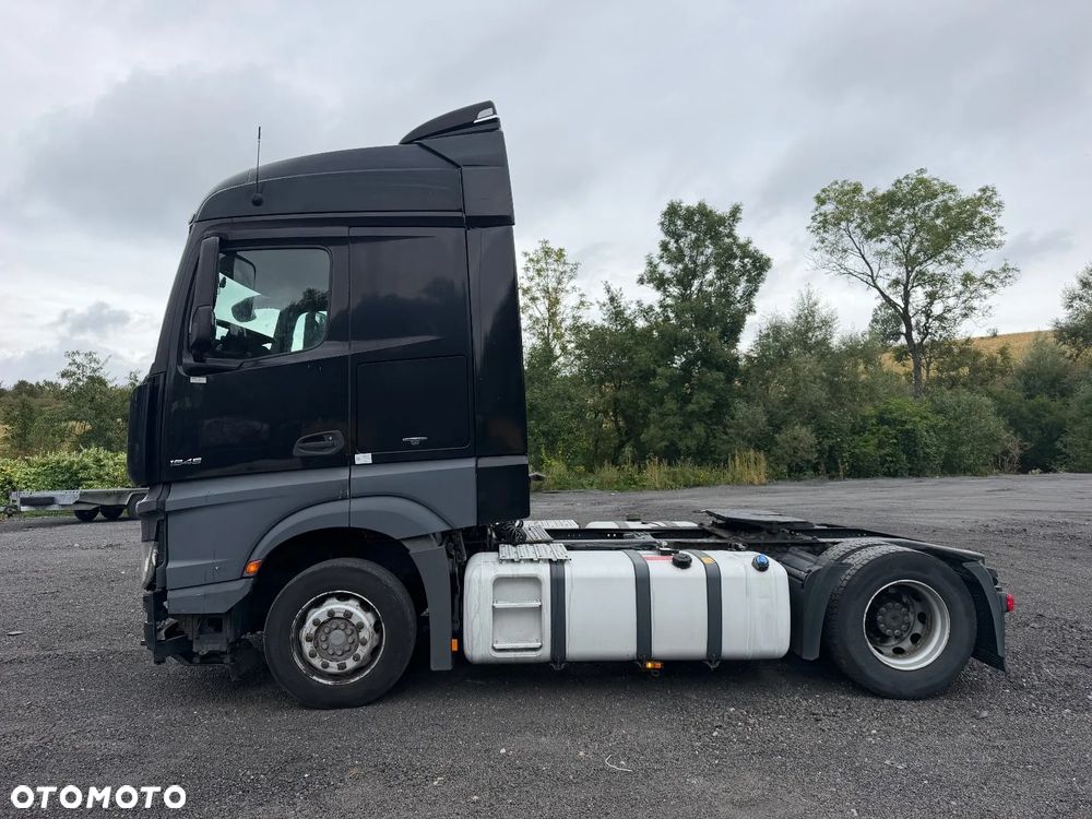 Mercedes-Benz ACTROS - 2