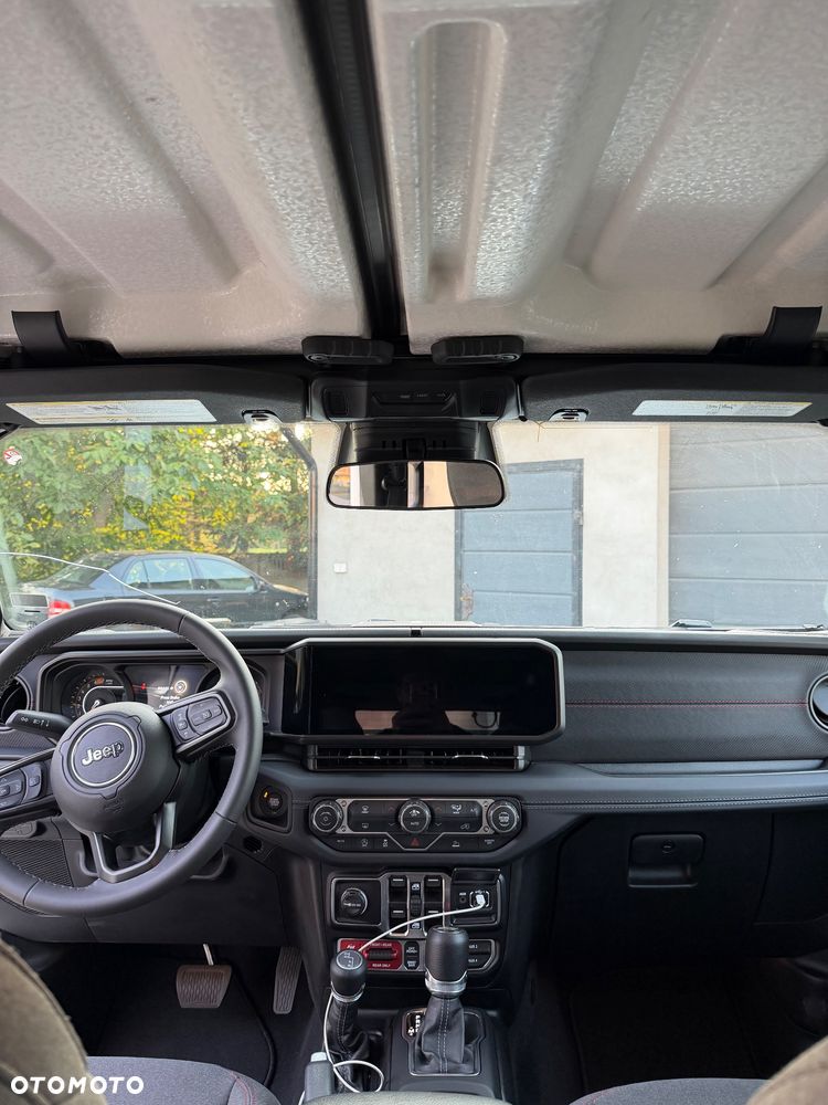 Jeep Wrangler - 6