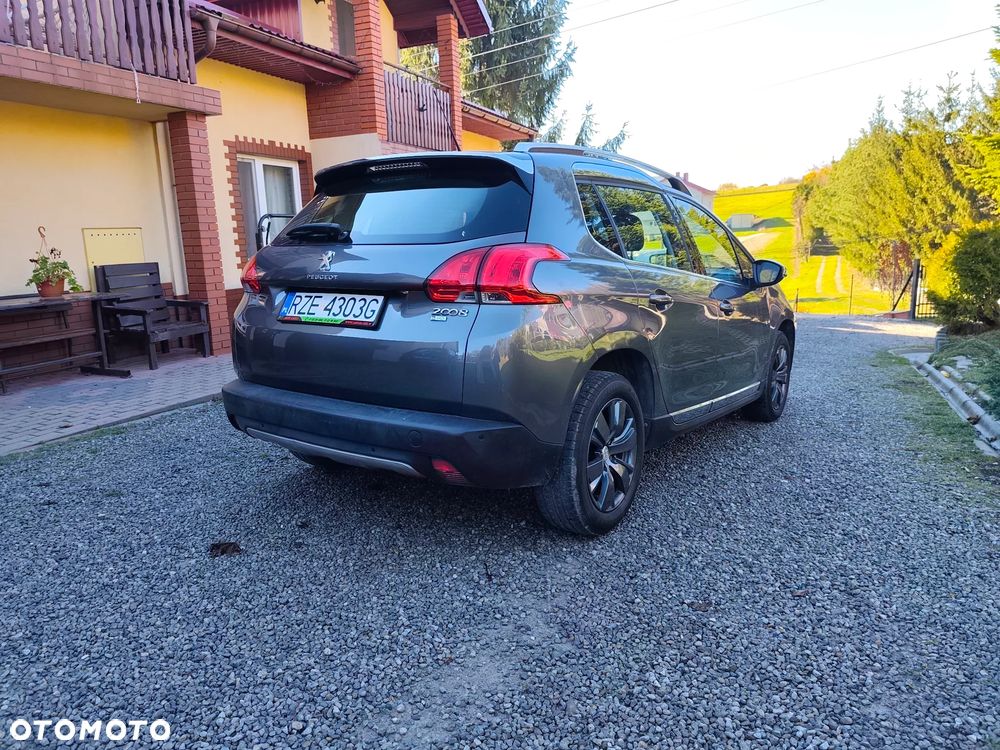 Peugeot 2008 - 5