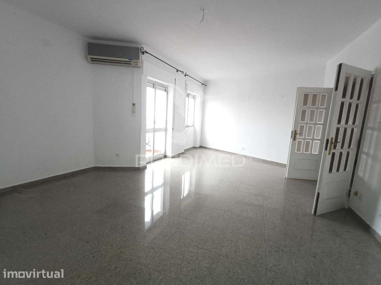 Apartamento T2 no centro de Beja com vista sobre a planície alentejana - Grande imagem: 3/27