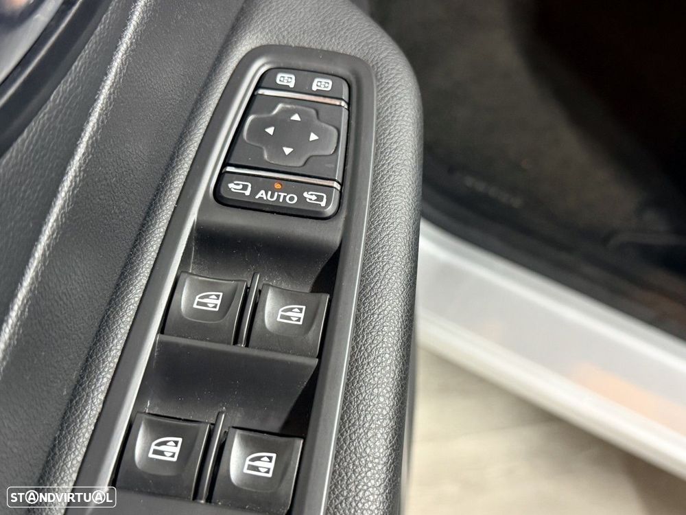 Renault Captur 1.2 TCe Exclusive - 19