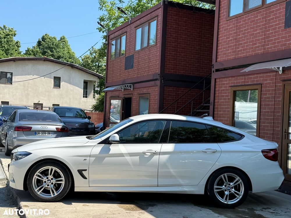 BMW Seria 3 320d Sport-Aut. M Sport - 32