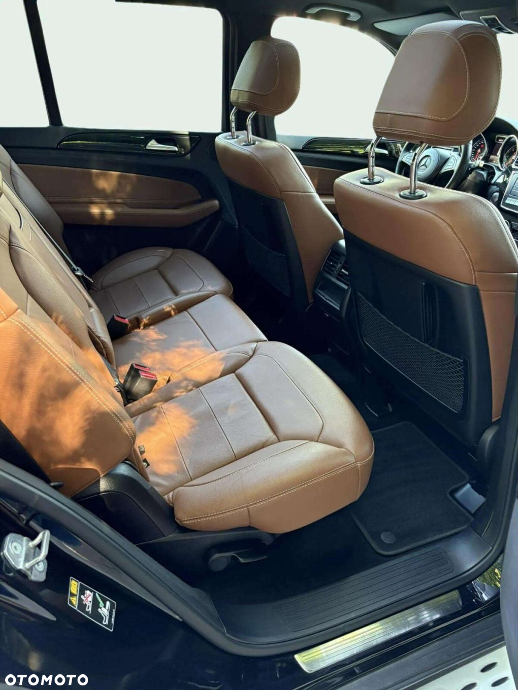Mercedes-Benz GLS - 14