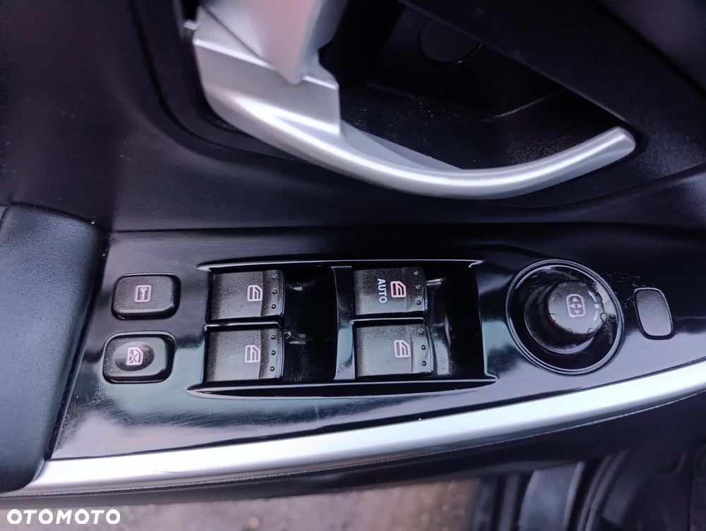 SsangYong/KGM Korando 2.2 e-XDi 220 2WD Sapphire - 12