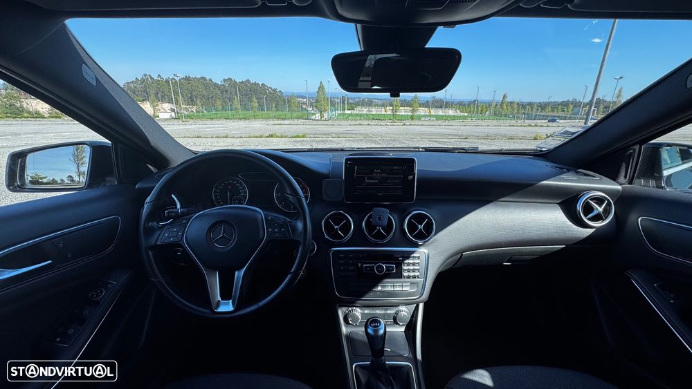 Mercedes-Benz A 180 CDI (BlueEFFICIENCY) Urban - 15