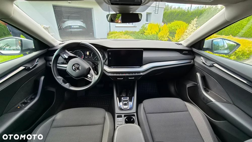 Skoda Octavia 2.0 TDI Ambition DSG - 9