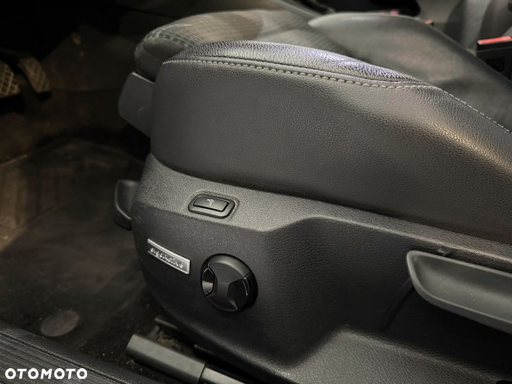 Volkswagen Golf 1.4 TSI BMT ACT Highline DSG - 22