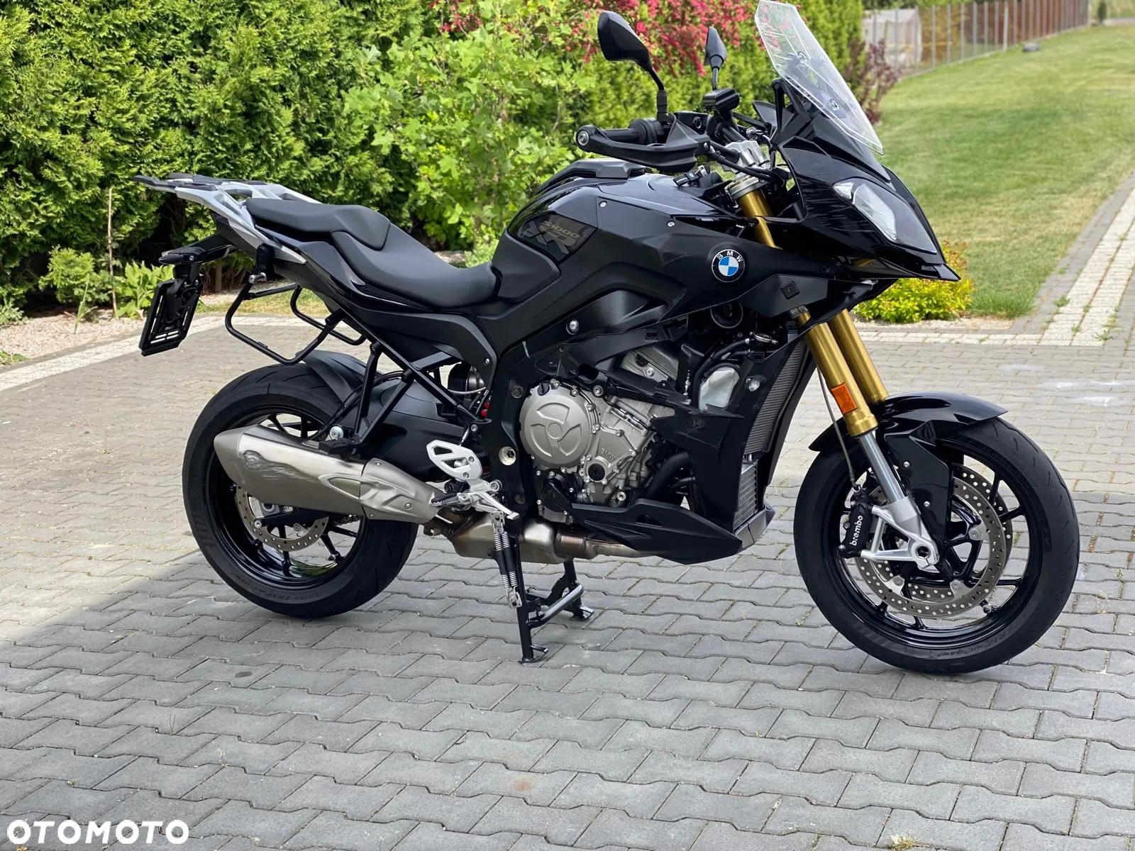 BMW XR - 3