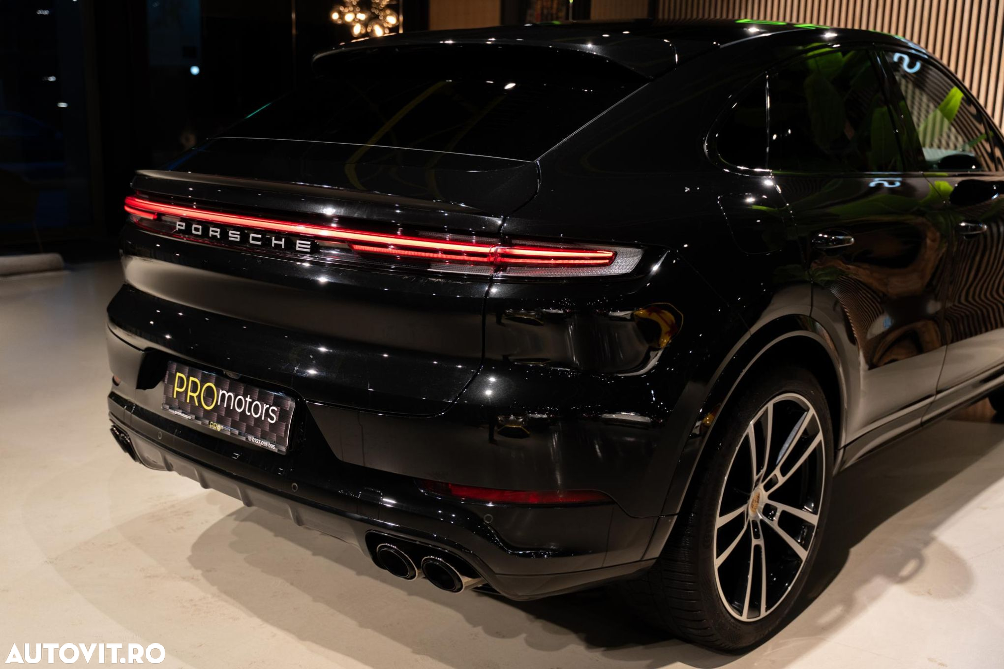 Porsche Cayenne Coupe - 14