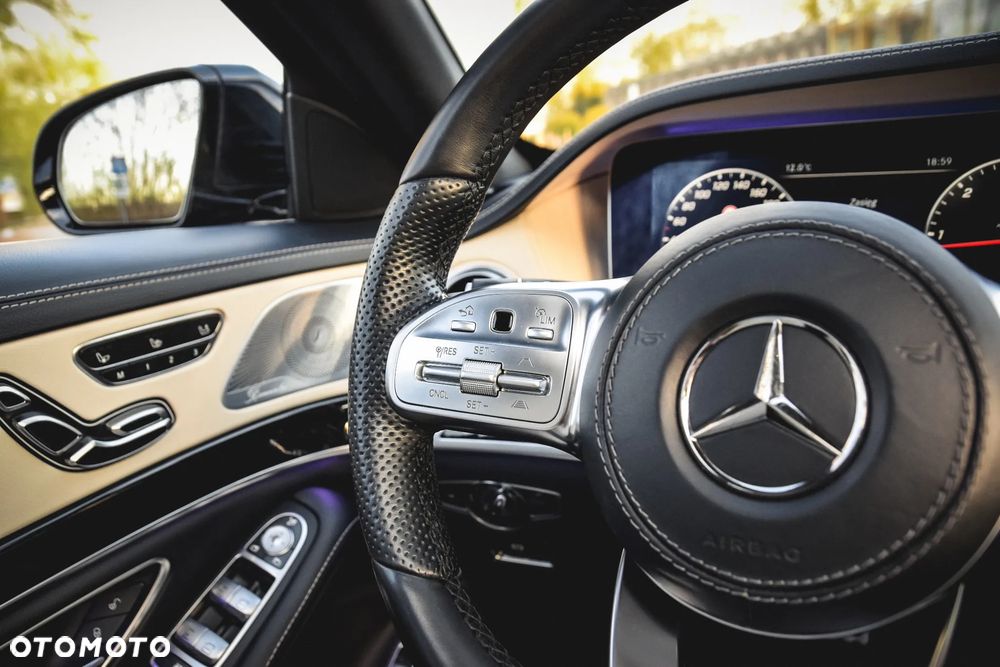 Mercedes-Benz Klasa S 400 d 4-Matic 9G-TRONIC - 37