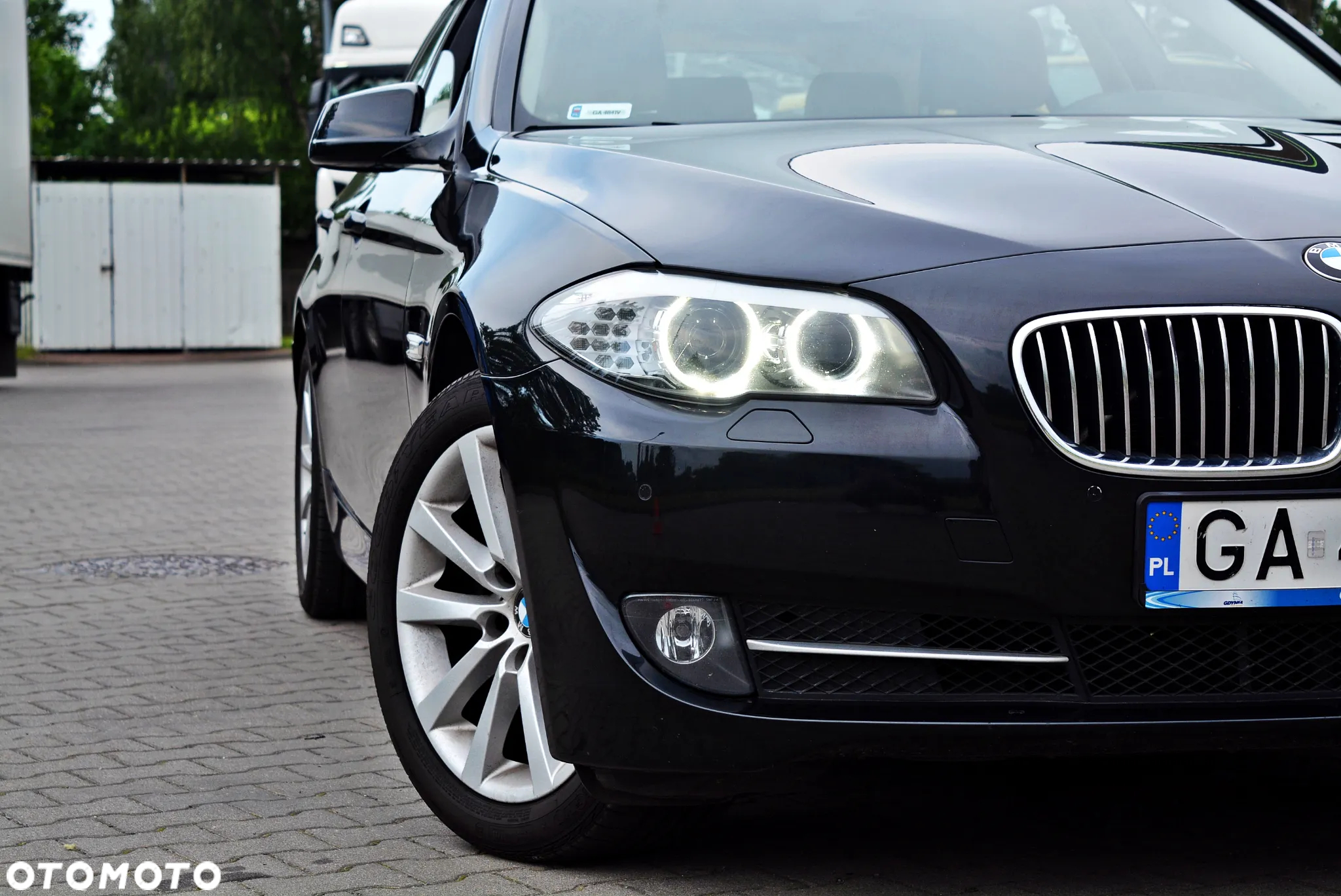 BMW Seria 5 520d Touring - 9