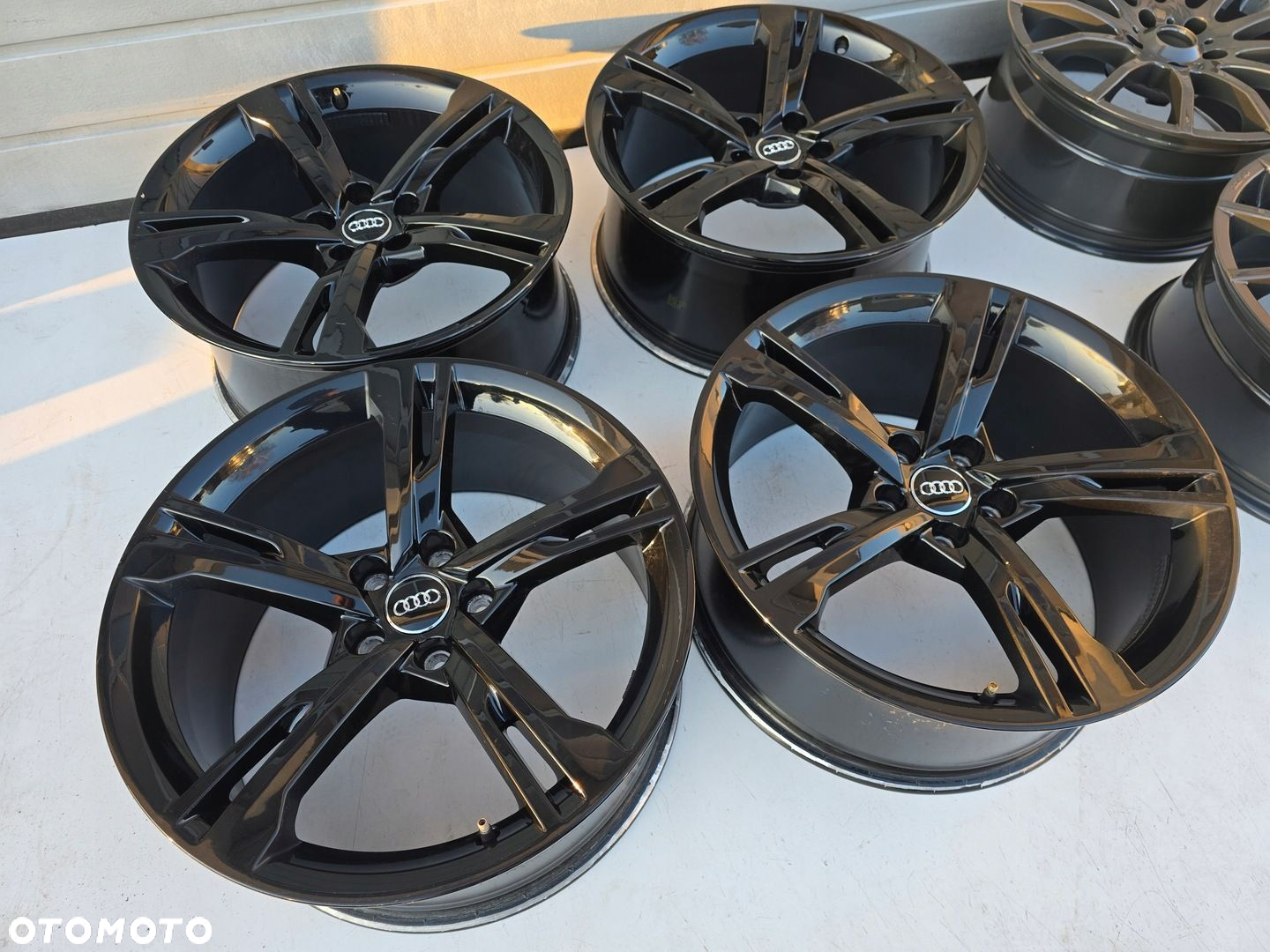 Audi A5 A6 C7 C8 S6 A7 A4 B8 B9 Q5 5x112 19 ET32 - 3