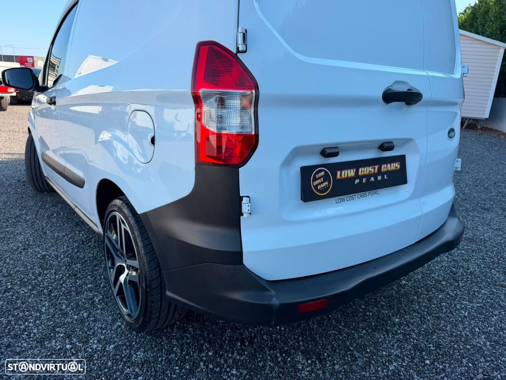 Ford Transit Courier 1.5 TDCi Ambiente - 20