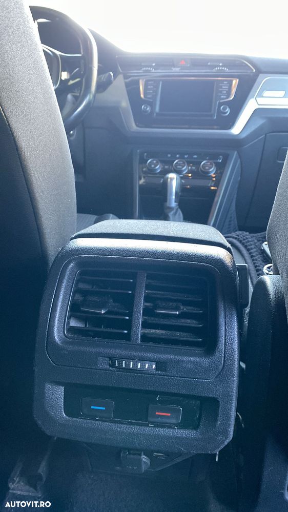 Volkswagen Touran 1.6 TDI DSG Comfortline - 18