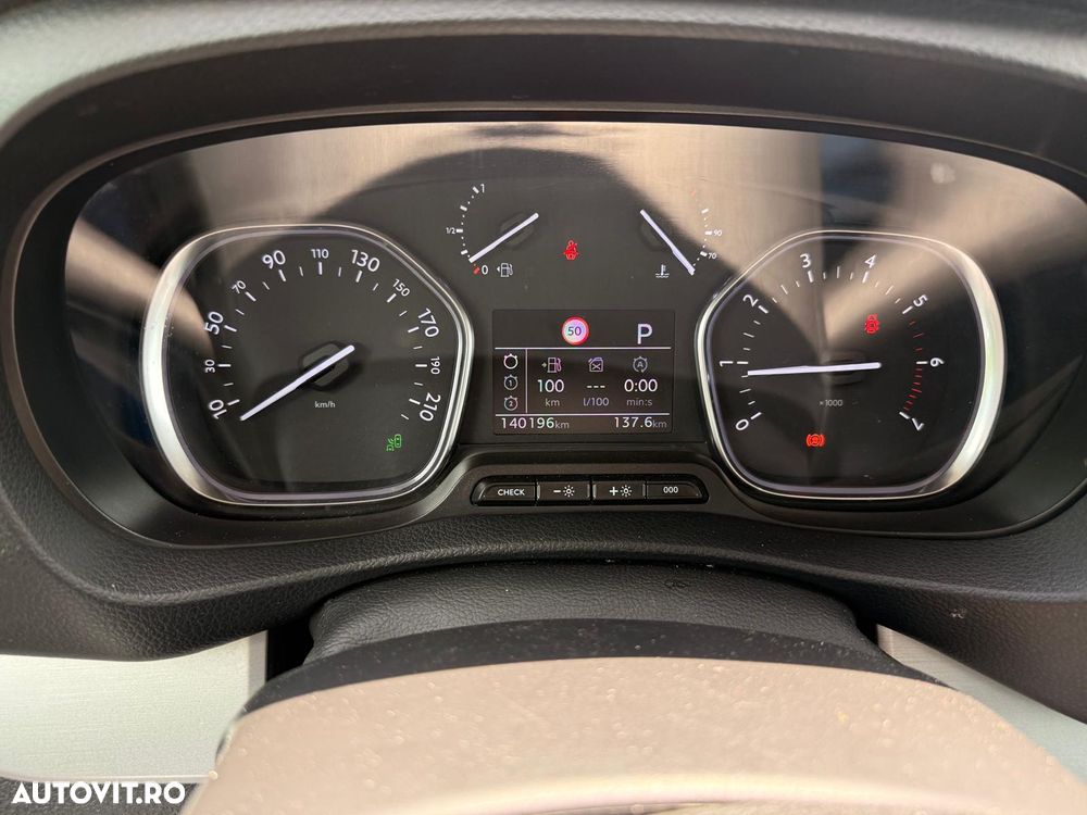 Toyota Proace 2.0 D-4D 177CP 6+1 8A/T VIP 2D - 17