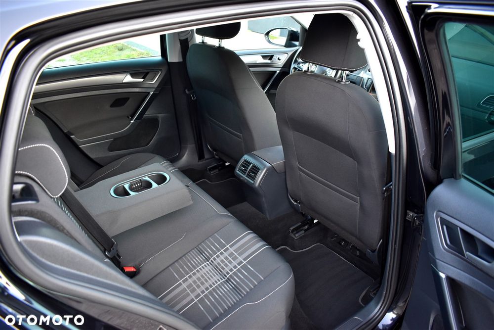 Volkswagen Golf 1.6 TDI BlueMotion Technology DSG Lounge - 21