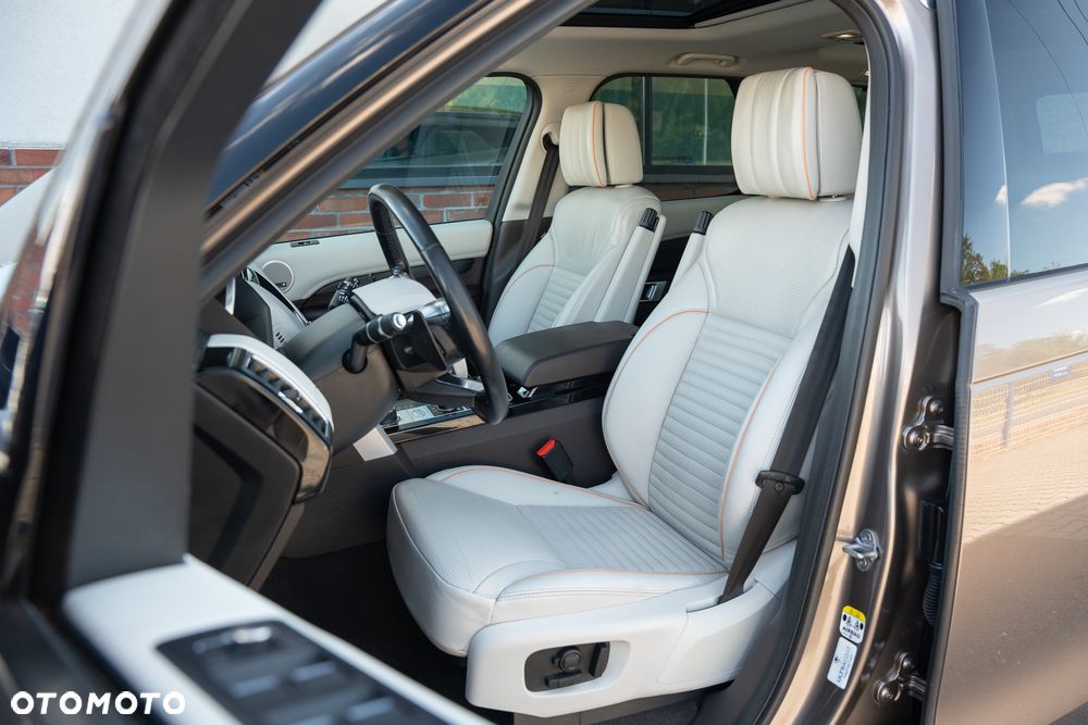 Land Rover Discovery V 2.0 SD4 HSE Luxury - 23