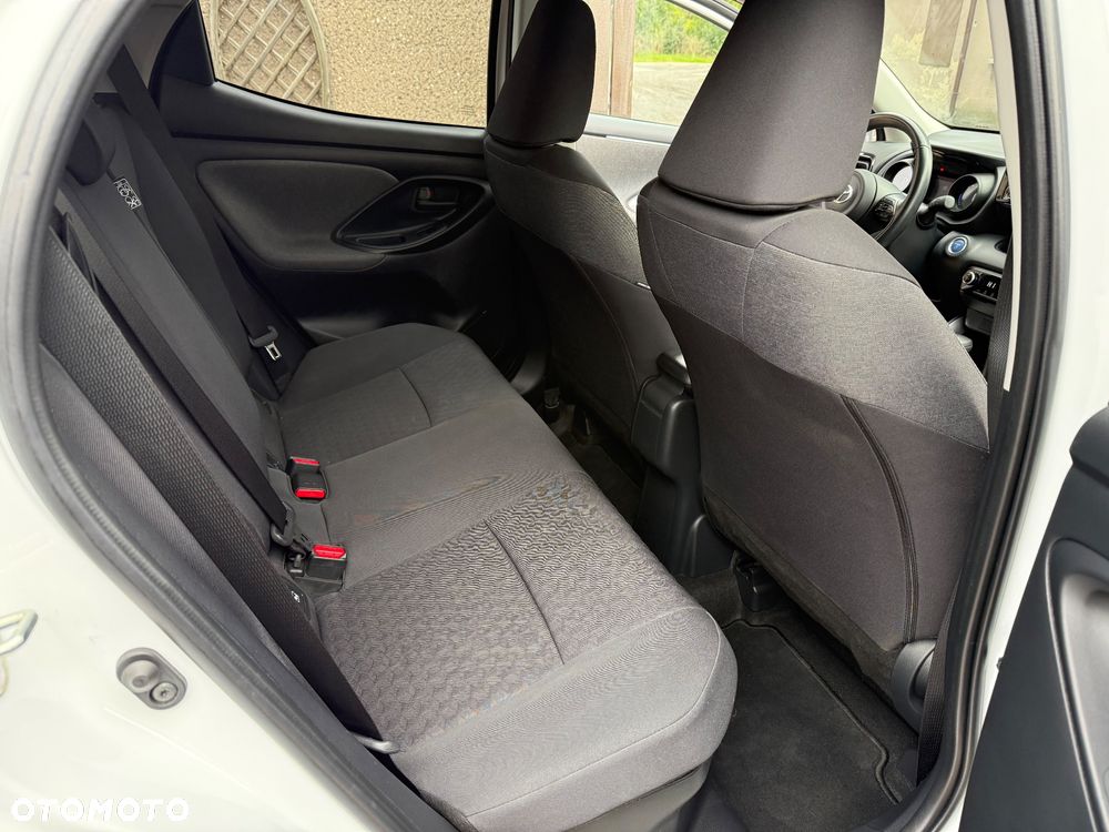 Toyota Yaris ver-hybrid-116-1-5-vvt--i-comfort - 14