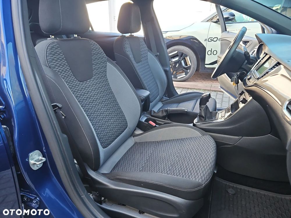 Opel Astra 1.2 T GS Line S&S - 26