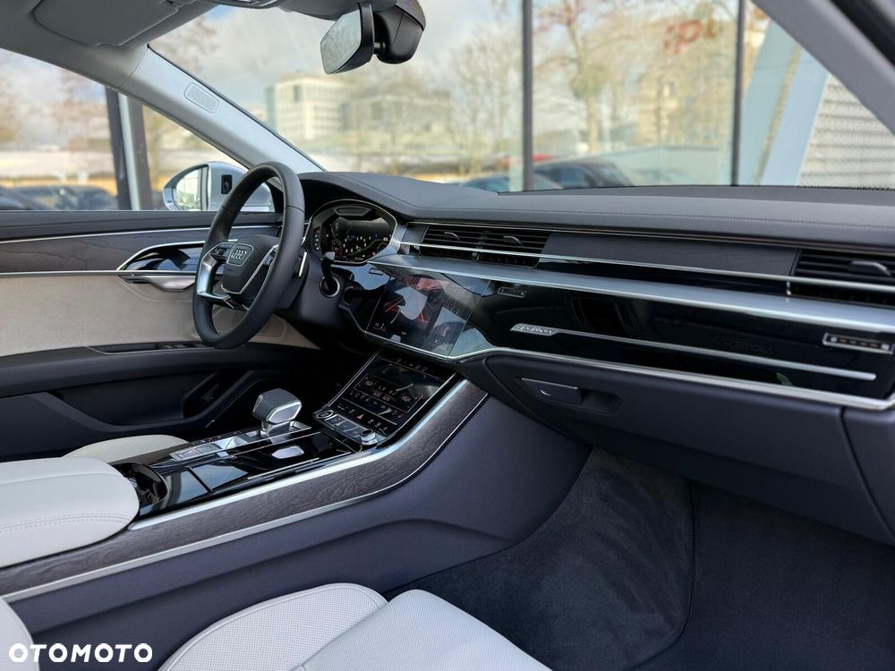 Audi A8 - 27