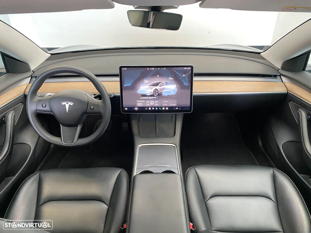 Tesla Model 3 Long Range Tração Traseira - 5