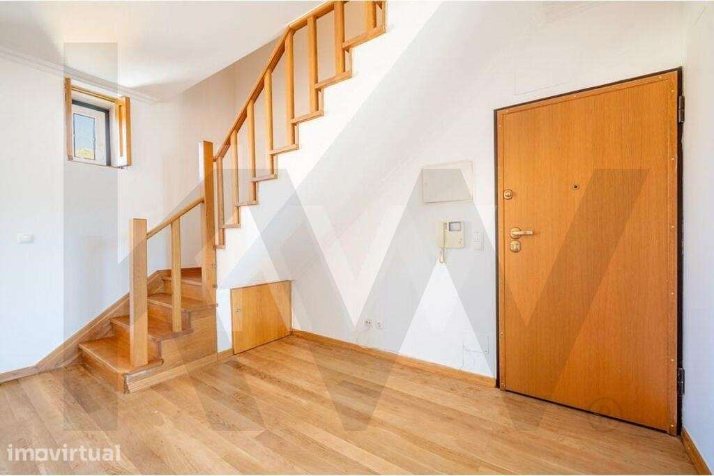 T1 DUPLEX | 70m2 | REMODELADO | LUMIAR - Grande imagem: 4/22