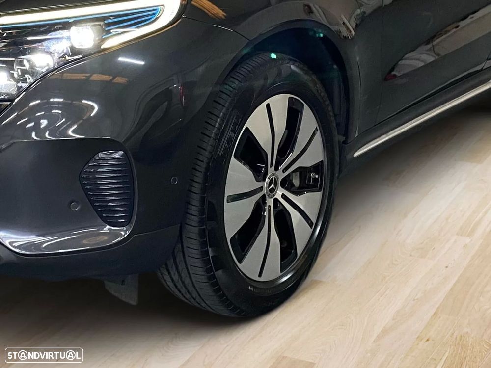 Mercedes-Benz EQC - 6