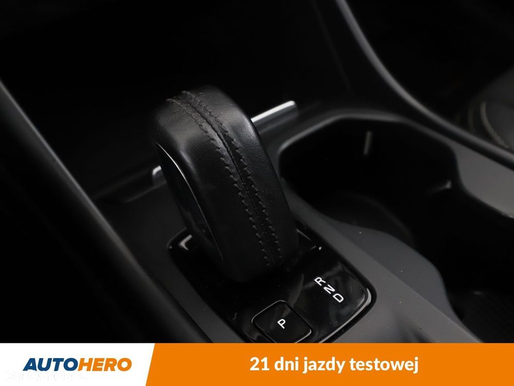 Volvo XC 40 D3 AWD - 28