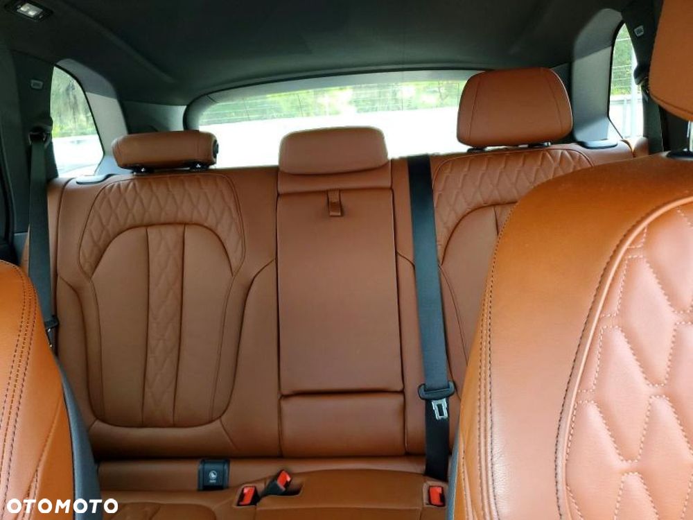 BMW X5 - 11