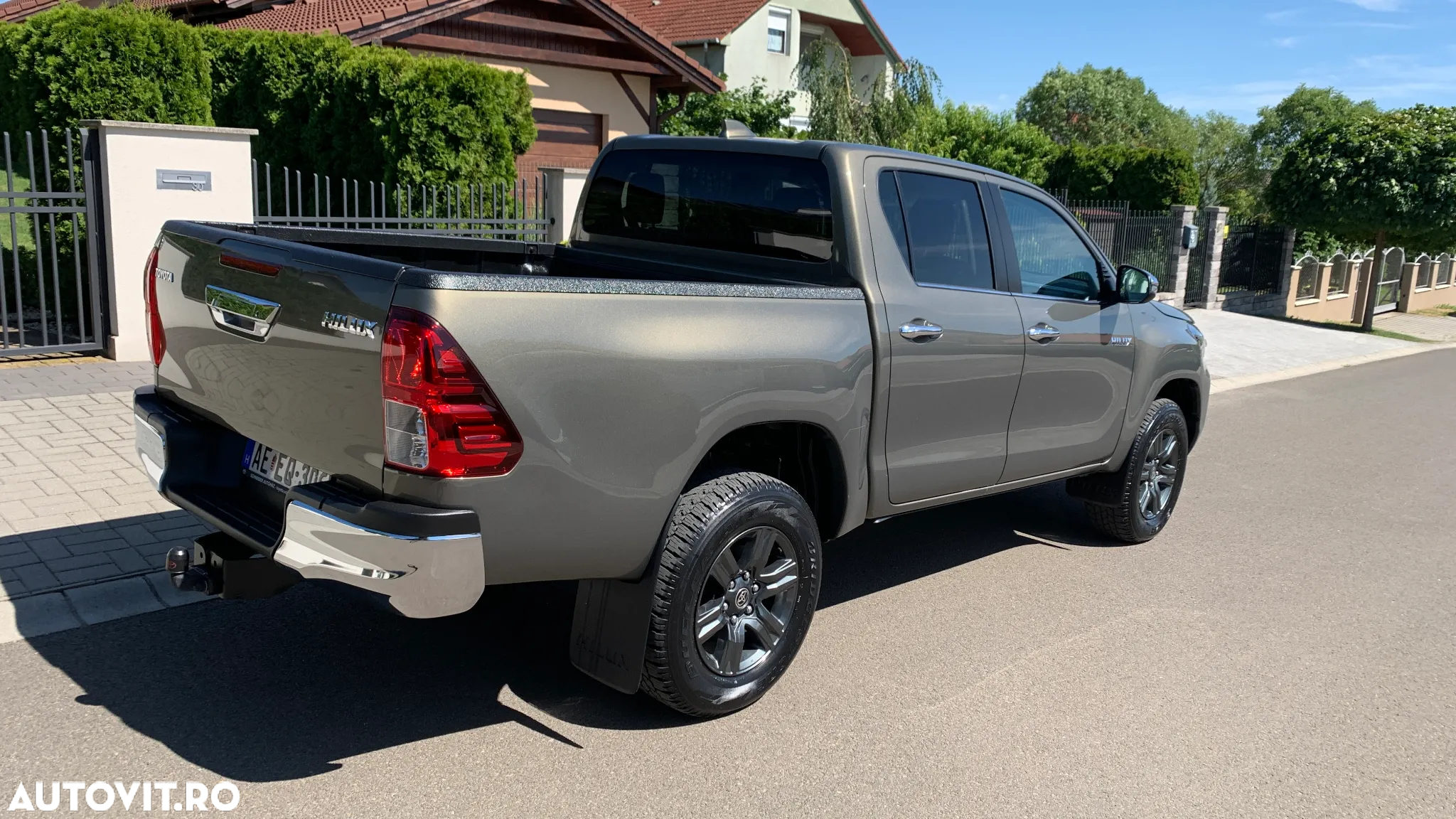 Toyota Hilux 2.8D 204CP 4x4 Double Cab AT Executive - 5