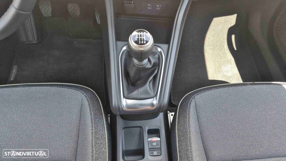 Renault Captur 1.0 TCe Techno - 11
