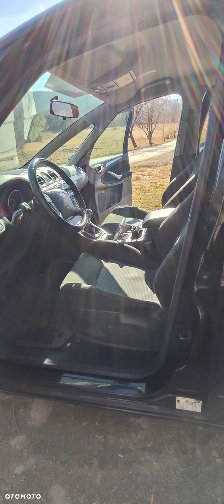 Ford S-Max - 15