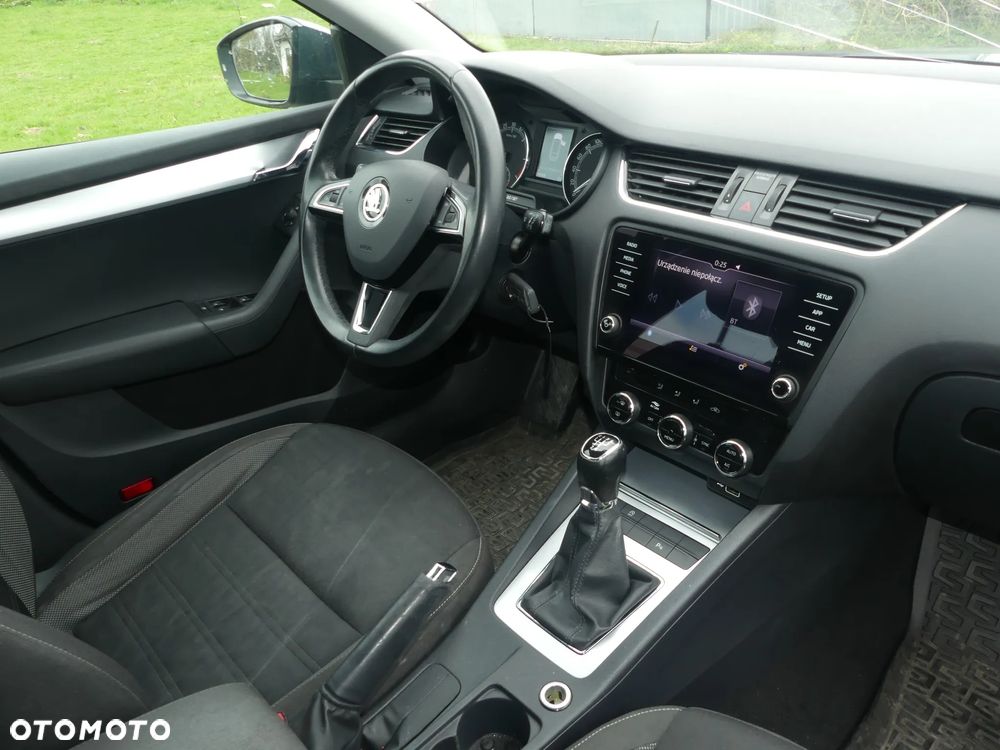 Skoda Octavia 1.6 TDI SCR Style - 22