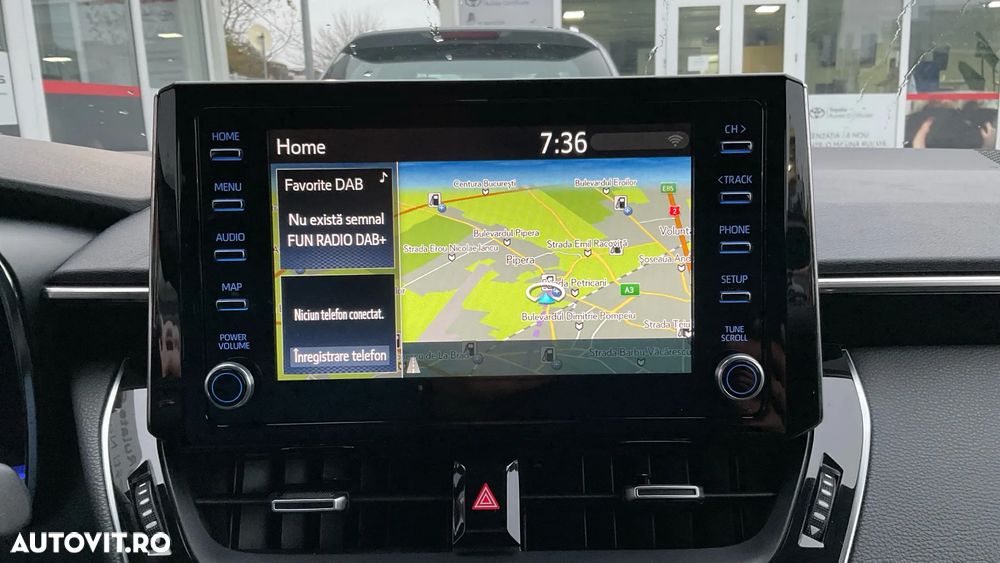 Toyota Corolla Sedan 1.8 HSD Dynamic - 19