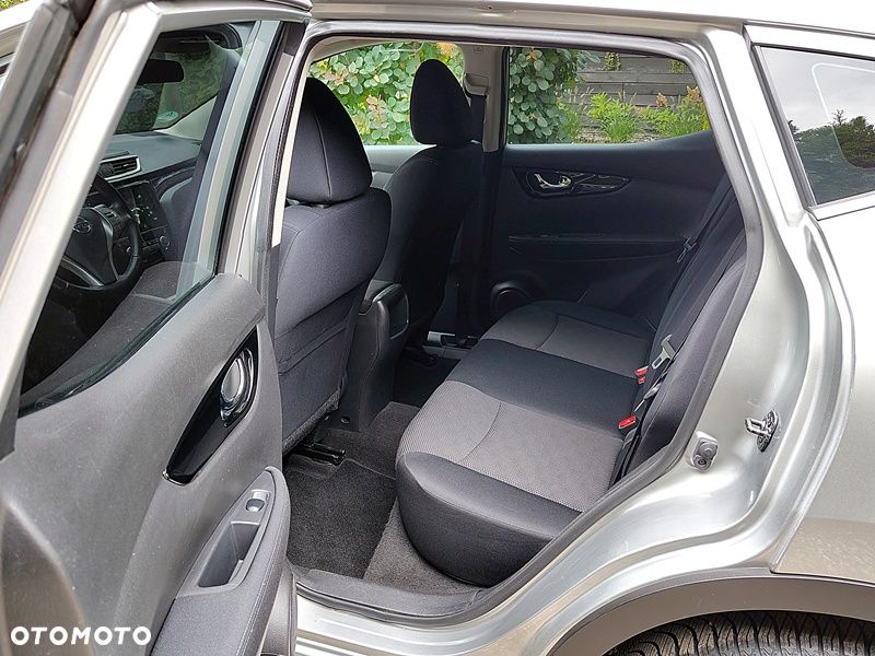 Nissan Qashqai 1.2 DIG-T Visia - 6