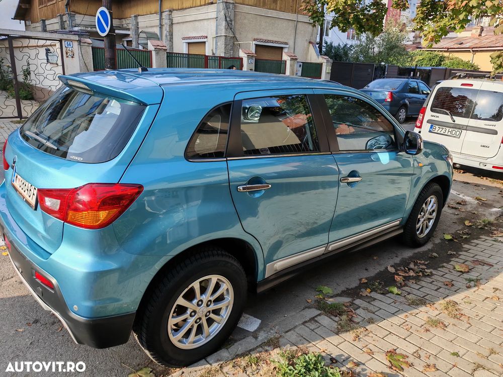 Mitsubishi ASX - 4