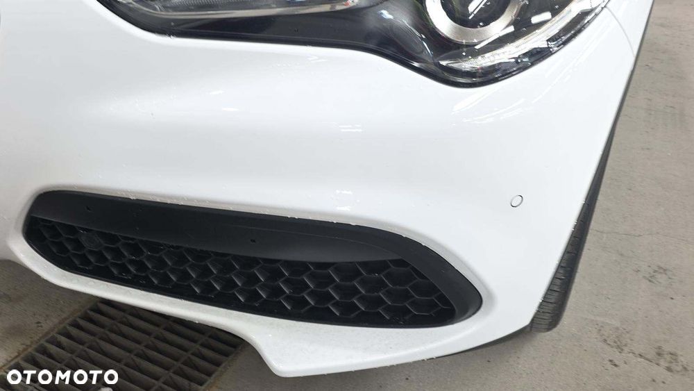 Alfa Romeo Stelvio 2.0 Turbo TI Q4 - 11