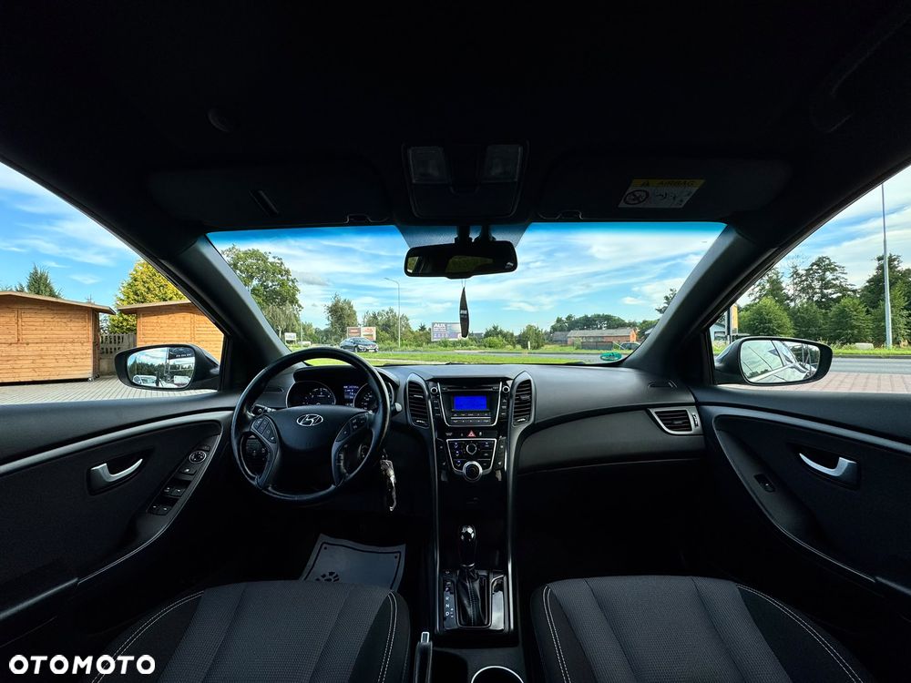 Hyundai i30 blue Kombi 1.6 CRDi DCT Passion - 17