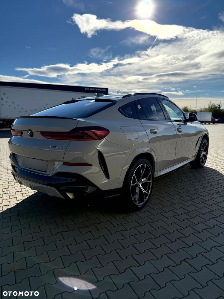 BMW X6 xDrive30d - 14