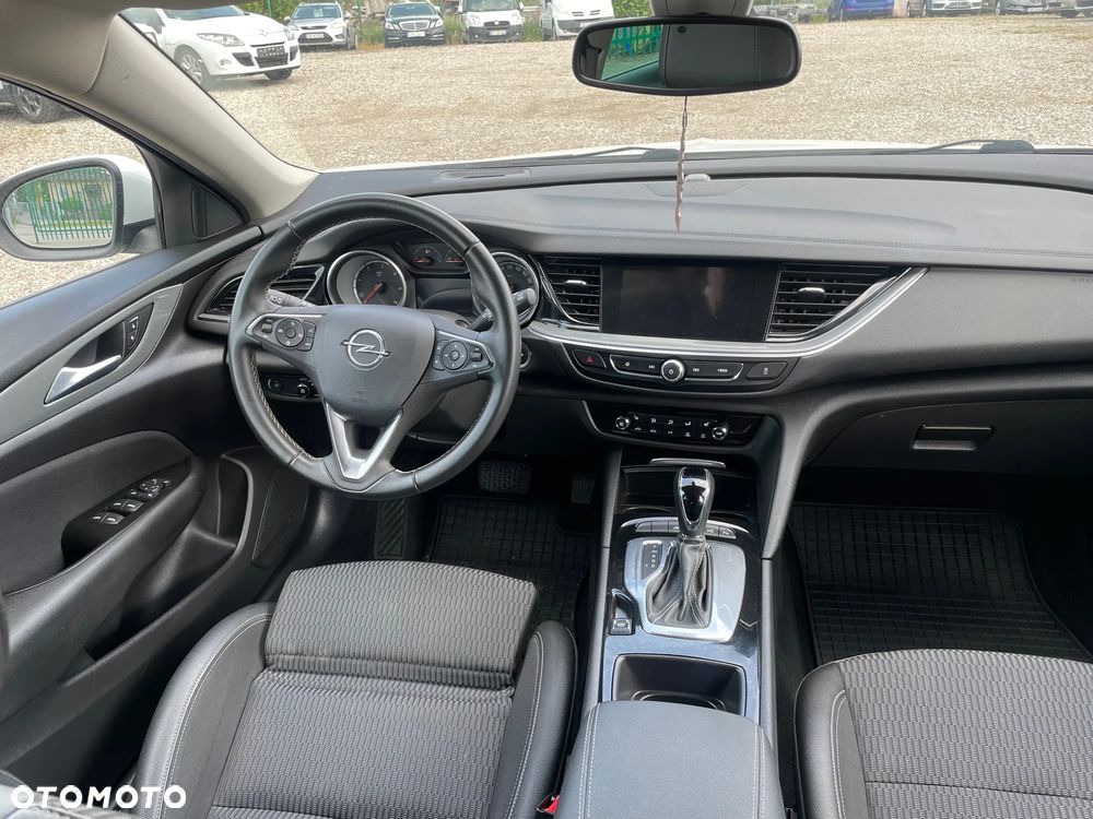 Opel Insignia 1.6 CDTI Edition - 10