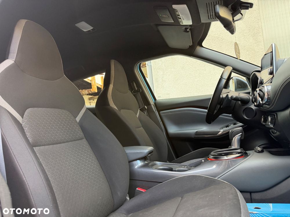 Nissan Juke 1.0 DIG-T N-Connecta DCT - 31