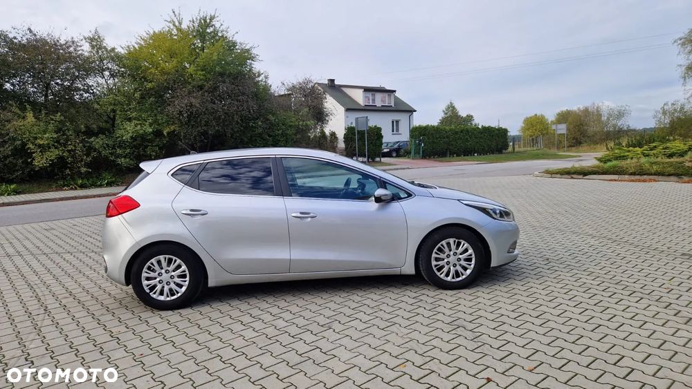 Kia Ceed 1.6 GDI Spirit - 19