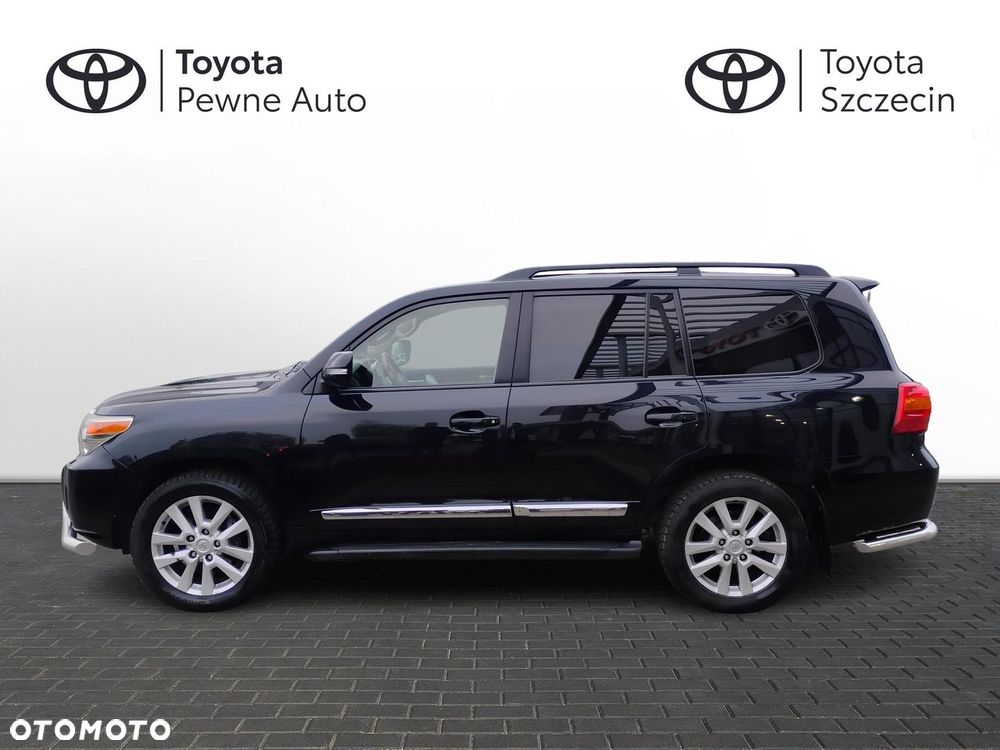 Toyota Land Cruiser - 4