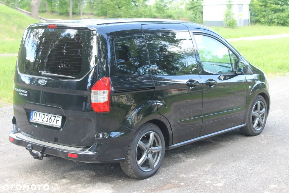 Ford Tourneo Courier 1.5 TDCi Sport - 5