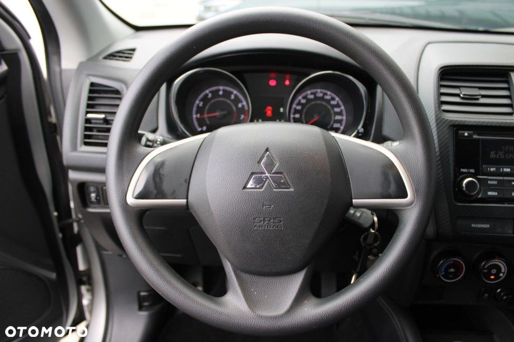 Mitsubishi ASX - 21