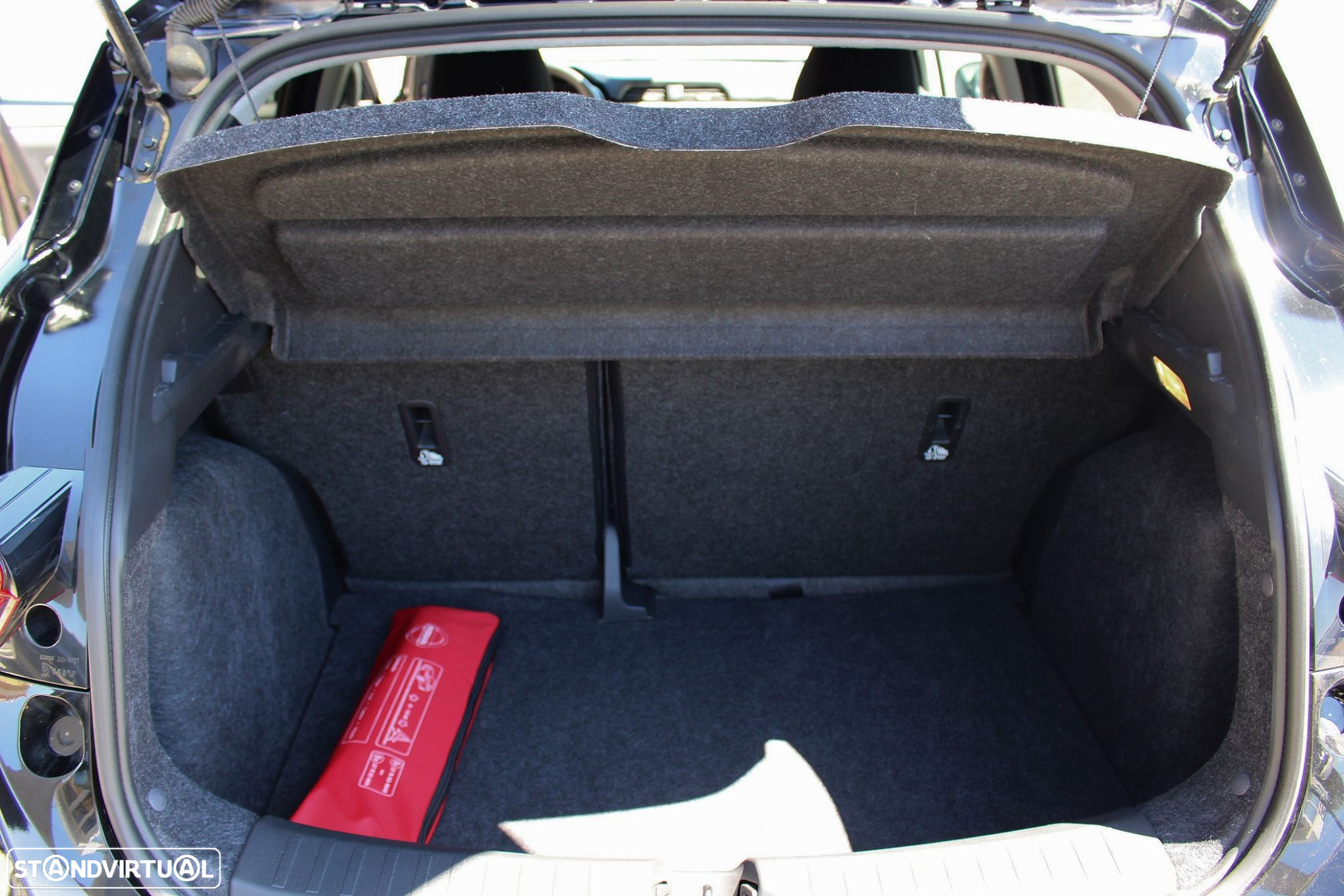 Nissan Micra 1.0 IG-T Acenta - 31