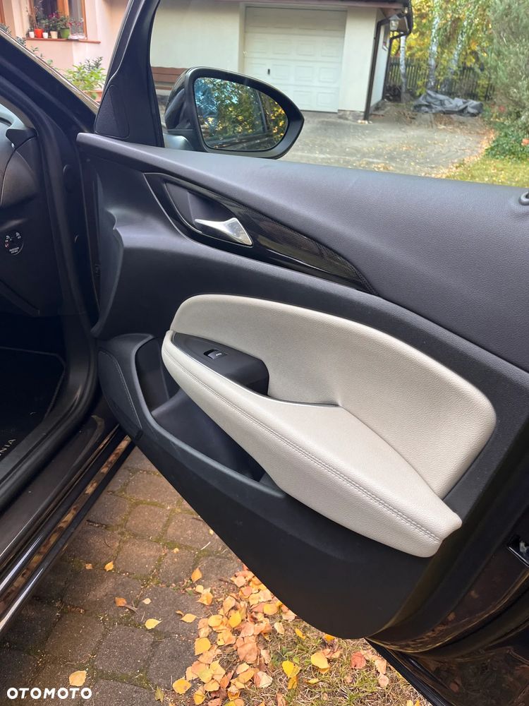 Opel Insignia - 21